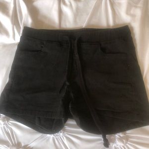 Black pool shorts